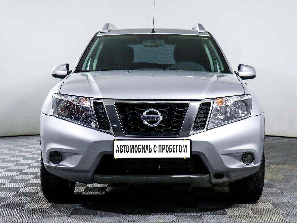 Купить Nissan Terrano Механическая 2016 с пробегом 61581 км низкие цены на  б/у автомобили в Ступино - Урус Экспер