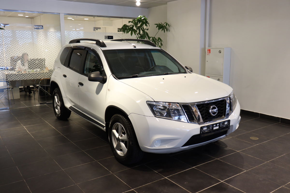 Купить Nissan Terrano Автоматическая 2014 с пробегом 89000 км низкие цены  на б/у автомобили в Ступино - Урус Экспер